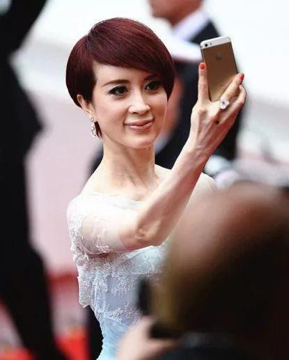 金巧巧吃瓜,揭秘娱乐圈幕后故事