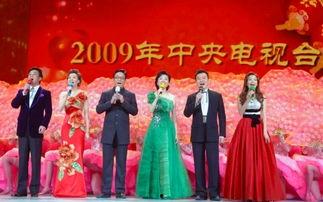 董卿吃瓜啥意思