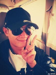 男生发吃瓜头像,探寻网络潮流背后的趣味与思考