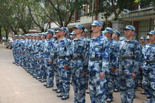 军训时吃瓜比赛,吃瓜比赛欢乐多