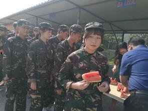 军训时吃瓜比赛,吃瓜比赛欢乐多