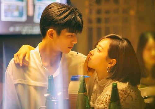 爸爸吃瓜妈妈吃瓜视频,爸爸妈妈共享吃瓜时光